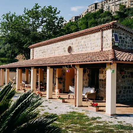 Tenuta Le Tre Rose Vibonati