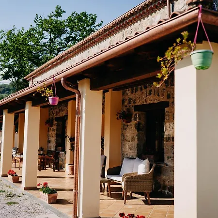 Bed & Breakfast Tenuta Le Tre Rose