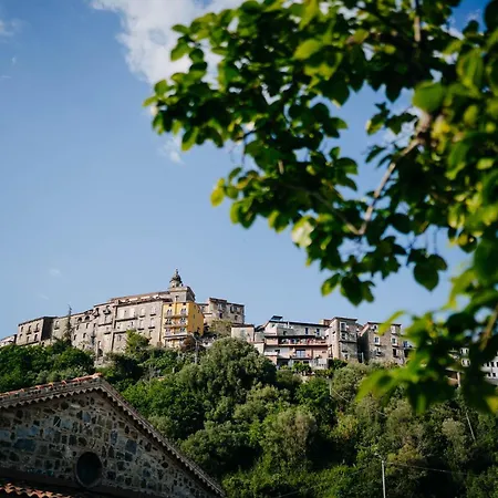 Tenuta Le Tre Rose * Vibonati