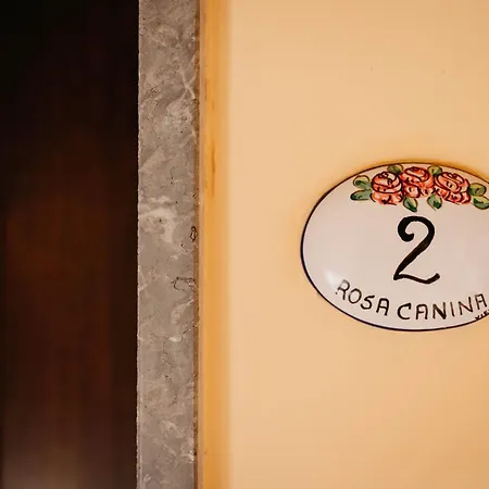 Bed & Breakfast Tenuta Le Tre Rose *